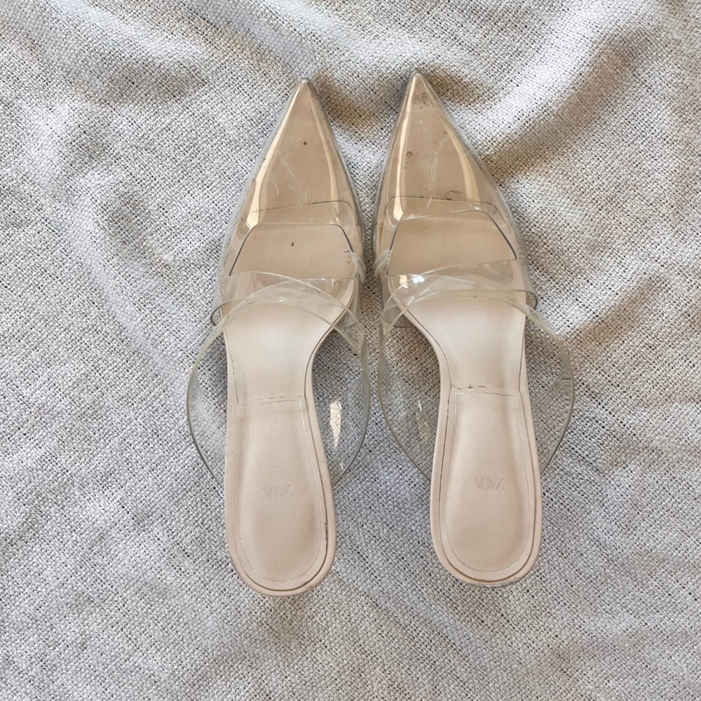 Clear Pumps